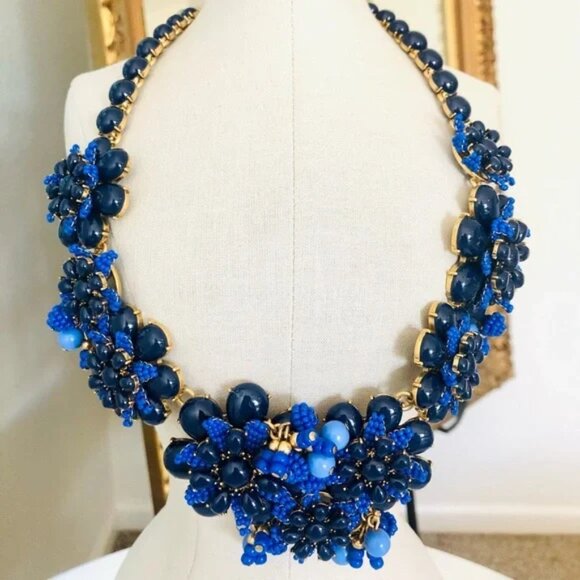 J. Crew Blue Flower Statement Necklace NWT - Picture 1 of 8